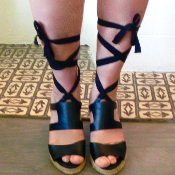 Casteñer Black Leather Espadrilles with Ankle Tie - Almost New - Picture 8 of 8